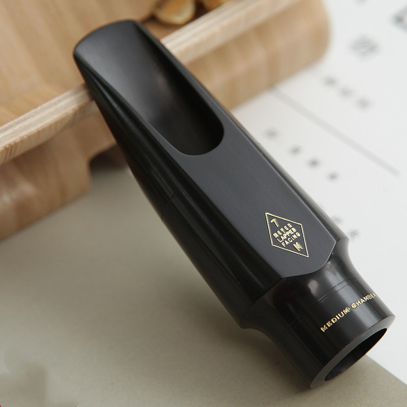 Реплика Meyer Alto бакелитовый – обзор и цена Clarinet Care Kit